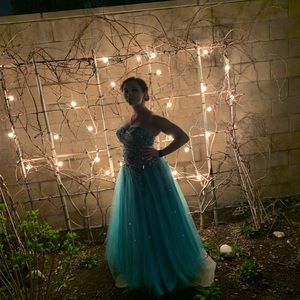 Meet your Posher, Abby